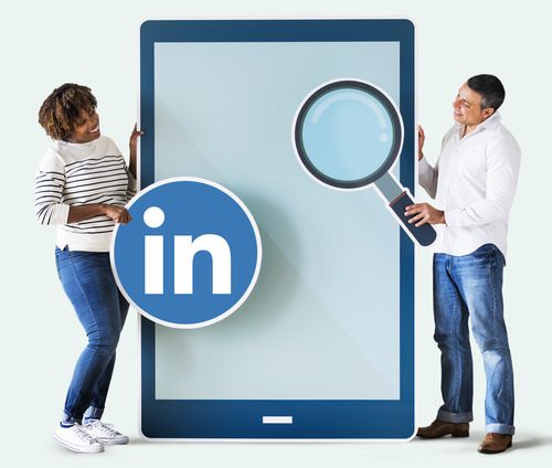 How a counsellor is helping an employee for optimizing her LinkedIn